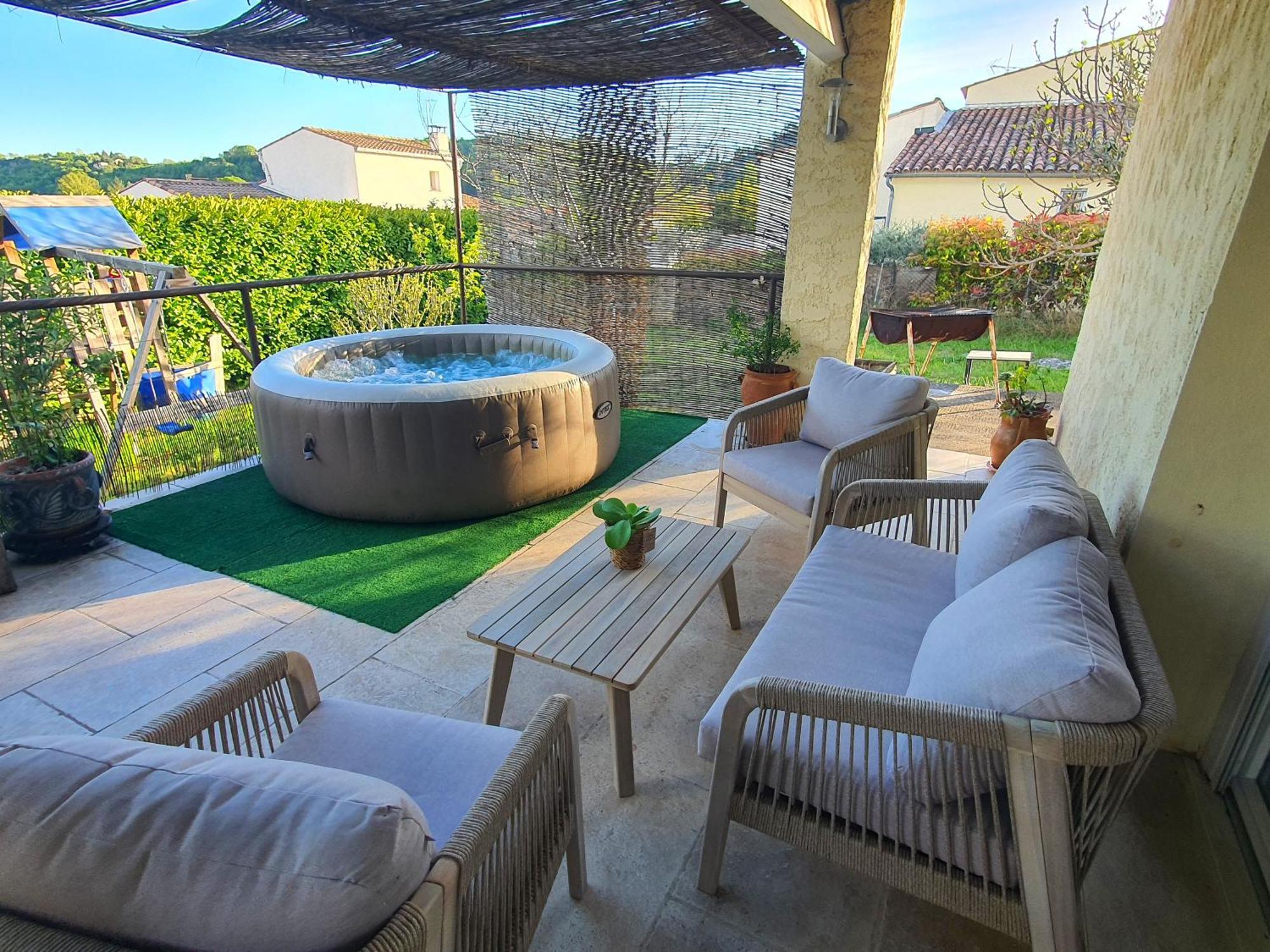 Holiday home La Pastourelle 6 Couchages Au Calme Forcalquier